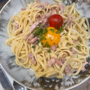 Linguini Carbonara
